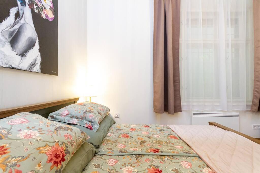 Luxe Haven On Lonyay By Newave Apartments Boedapest Buitenkant foto
